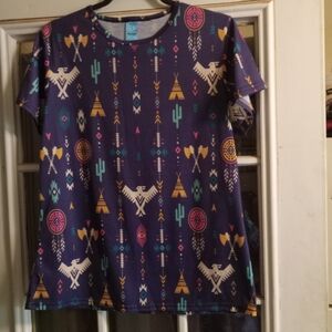 Women's Short Sleeve Tribal Print Tee Size Small
